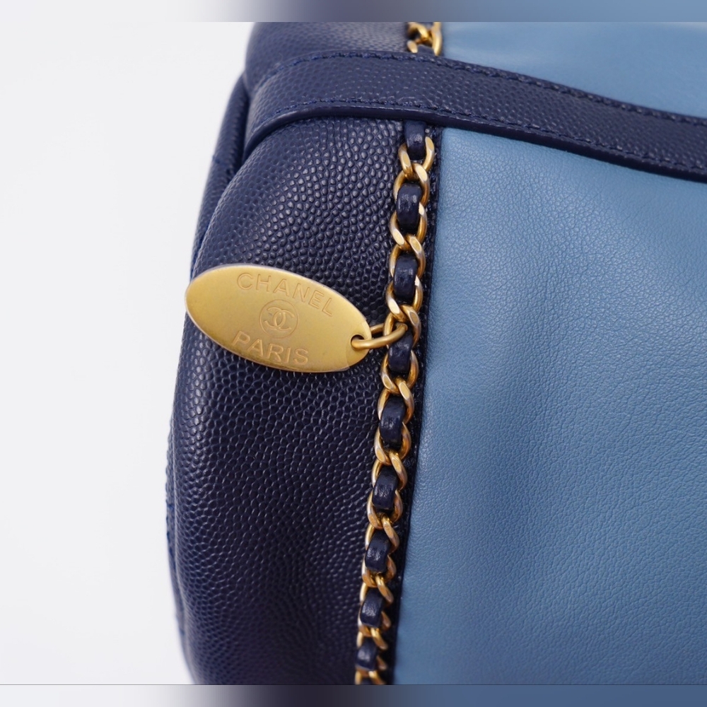 ❌️❌️SOLD ❌️❌️AT38❤️Chanel CC Lovely Chain Bucket Bag - Picture 4 of 16